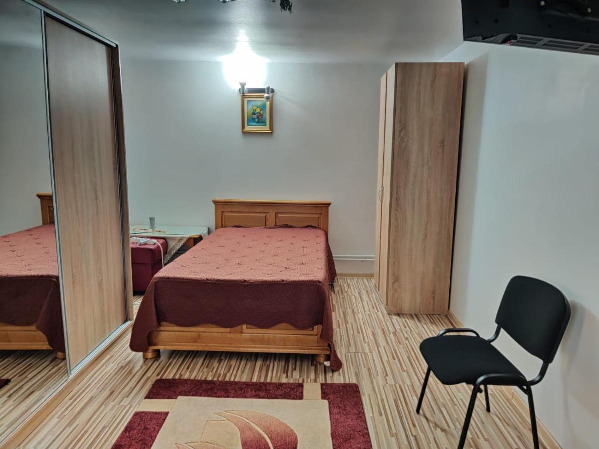 Cazare Buzau Διαμέρισμα Εξωτερικό φωτογραφία